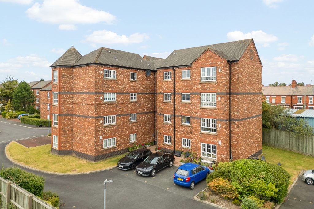 Thomas Brassey Close, Chester, CH2